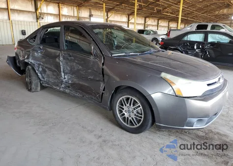 2011 Ford Focus z USA, uszkodzony, nr VIN 1FAHP3FN4BW150377